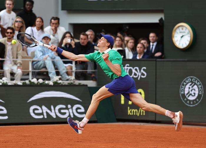 黑白直播在线观看nba-意大利选手再次夺得男子搏击冠军