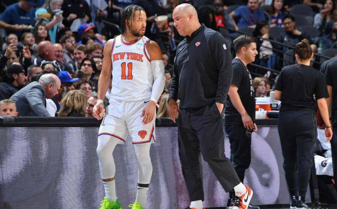 黑白直播免费体育直播-包含尼克斯队球队欠缺团结合作关系疑虑的词条