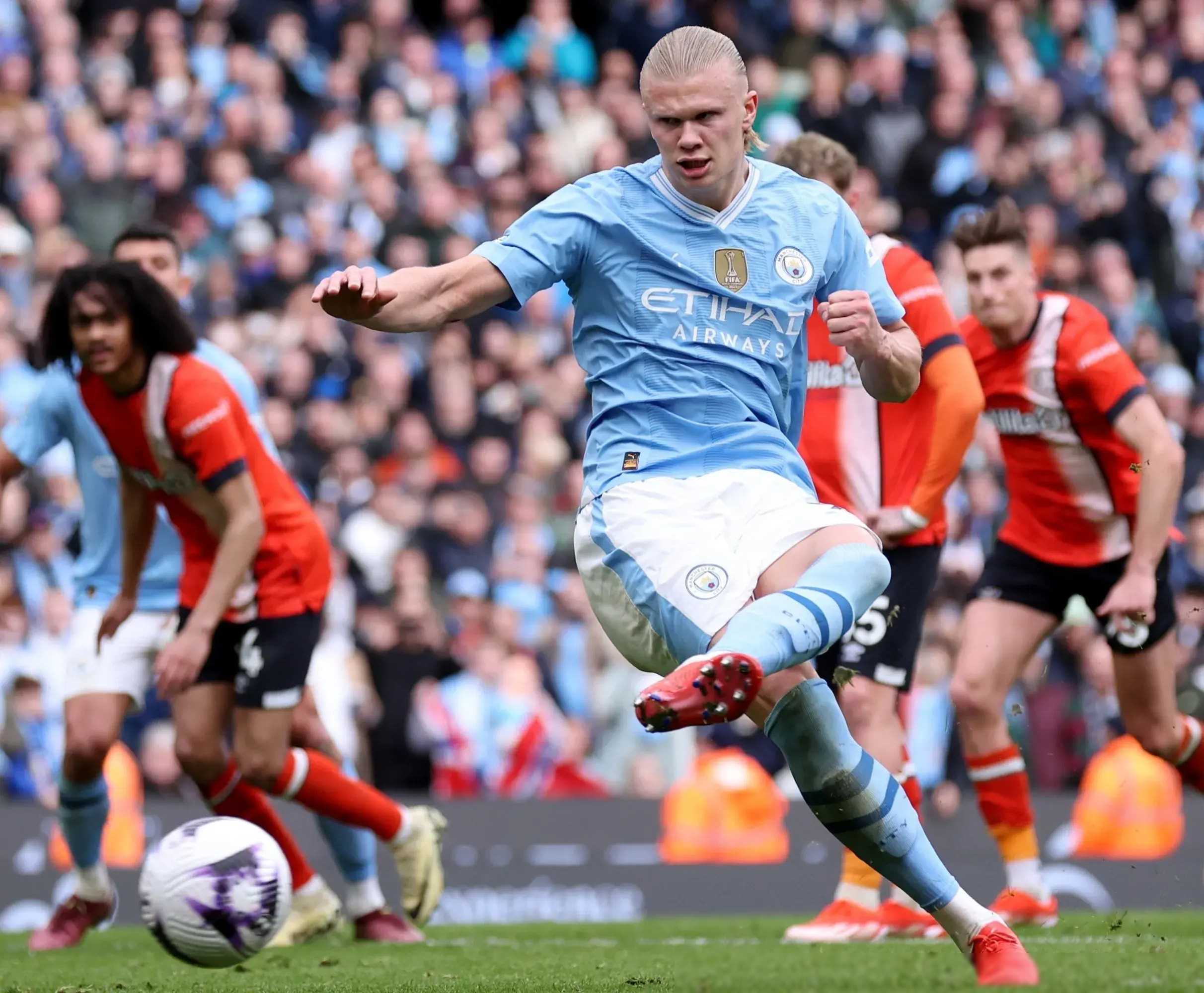 黑白直播网-曼城攻守兼备，取得重要胜利的简单介绍