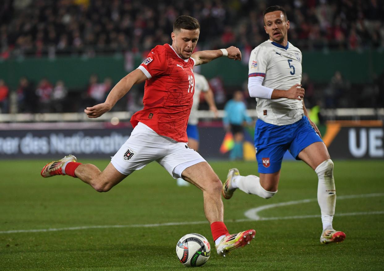 黑白直播nba-奥地利队在比赛中展现出优秀的球技和战术意识的简单介绍