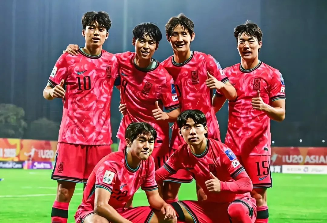 东京球队凭借团队合作,成功逆转对手的简单介绍 东京球队凭借团队合作,成功逆转对手的简单介绍