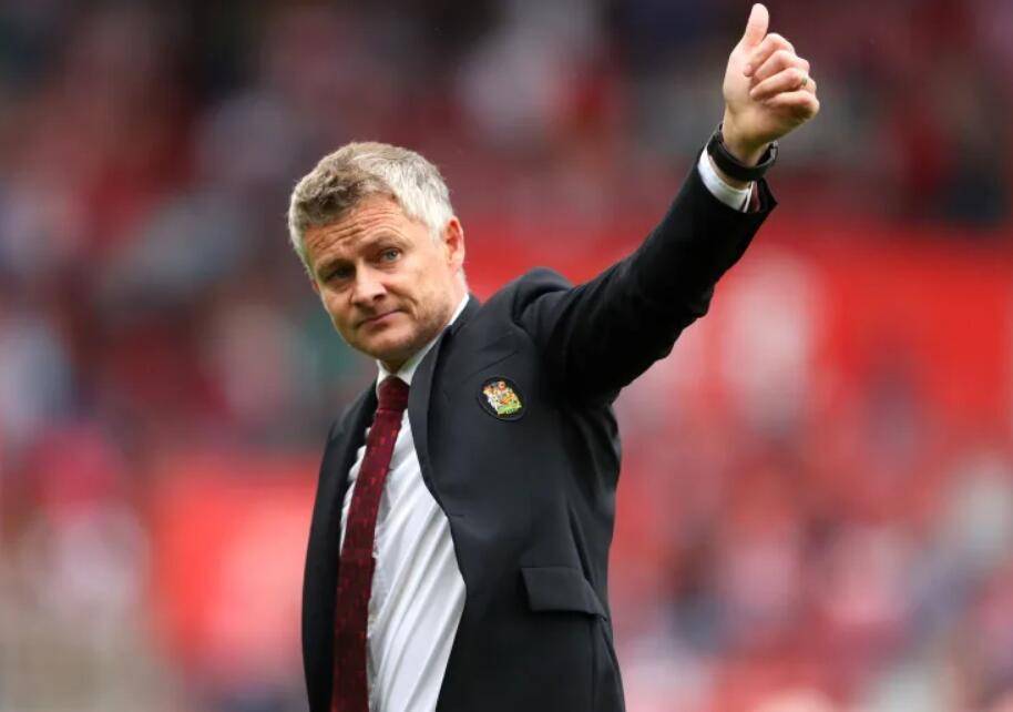 沃罗纳门将神勇扑救，帮助球队逃过失球