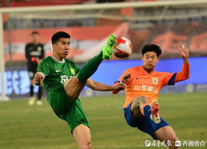 黑白直播nba-国安对决鲁能，精彩不容错过的简单介绍