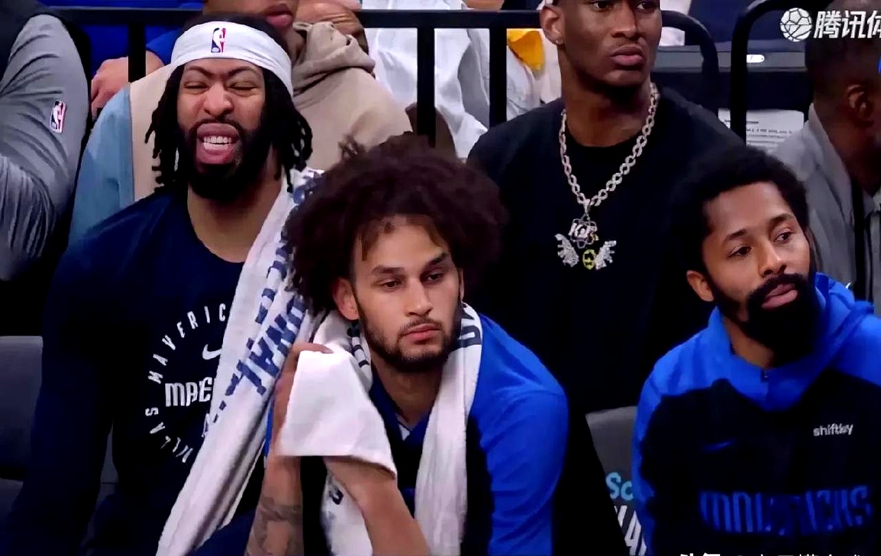 黑白直播-独行侠客场取胜灰熊，结束两连败