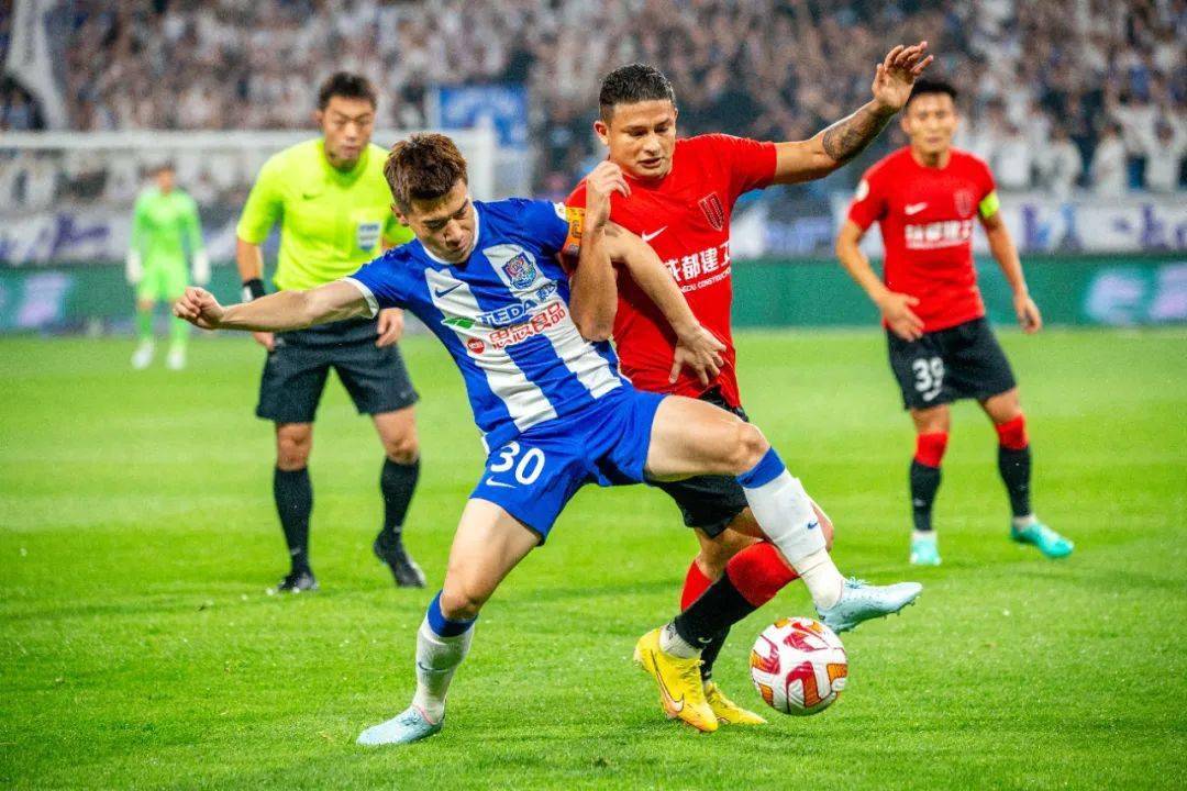 黑白直播网-关于天津泰达客场战平河南建业，保持不败势头的信息