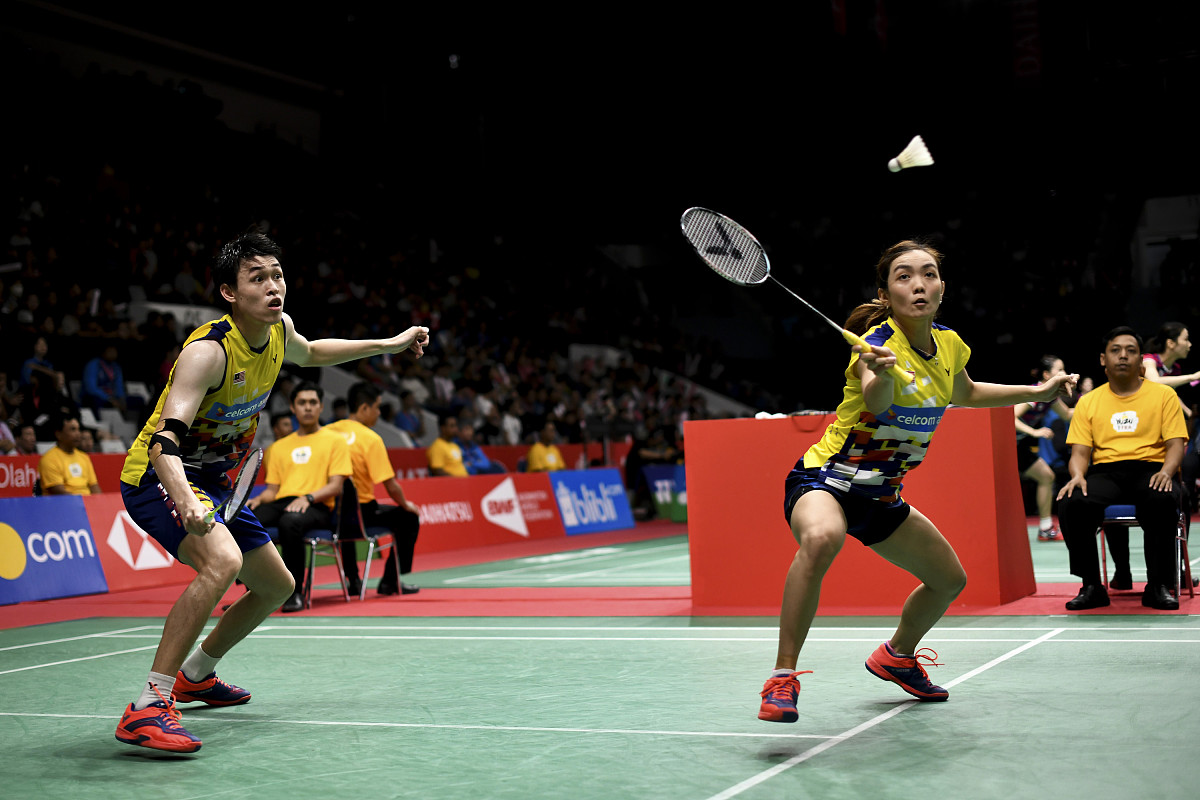 关于打羽毛球选手势如破竹，轻松晋级的信息