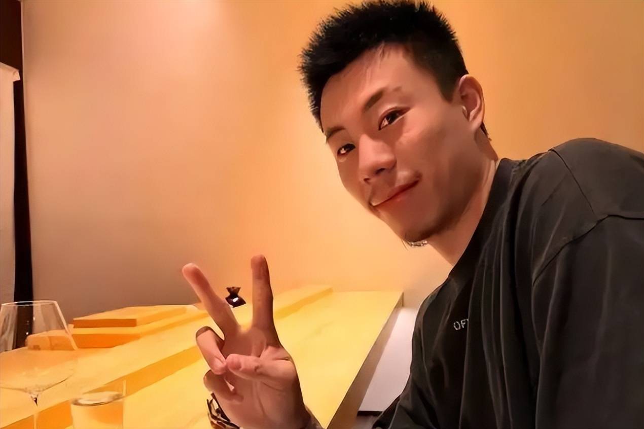 黑白直播nba-南极大陆球员在赛场上大放异彩