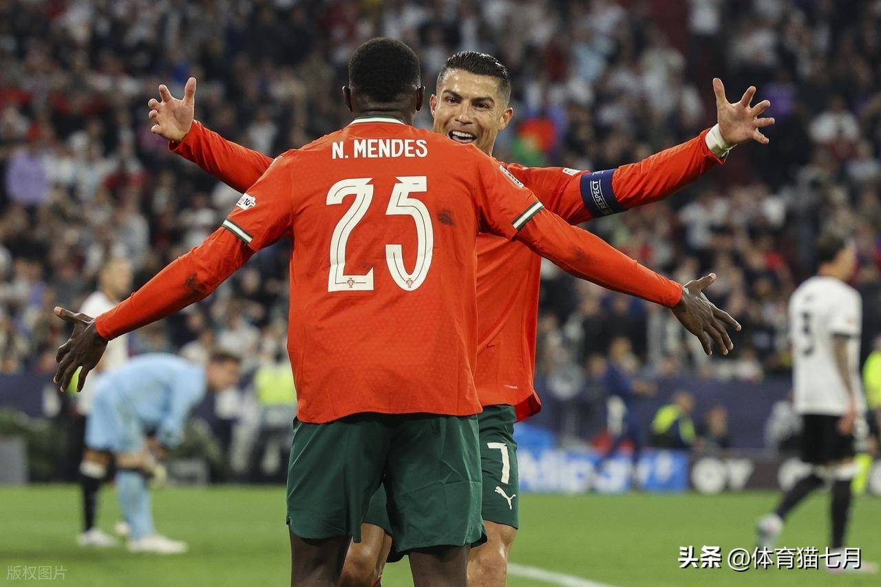 黑白直播在线观看nba-意甲重磅对决：西班牙迎战C罗，积分榜更新的简单介绍