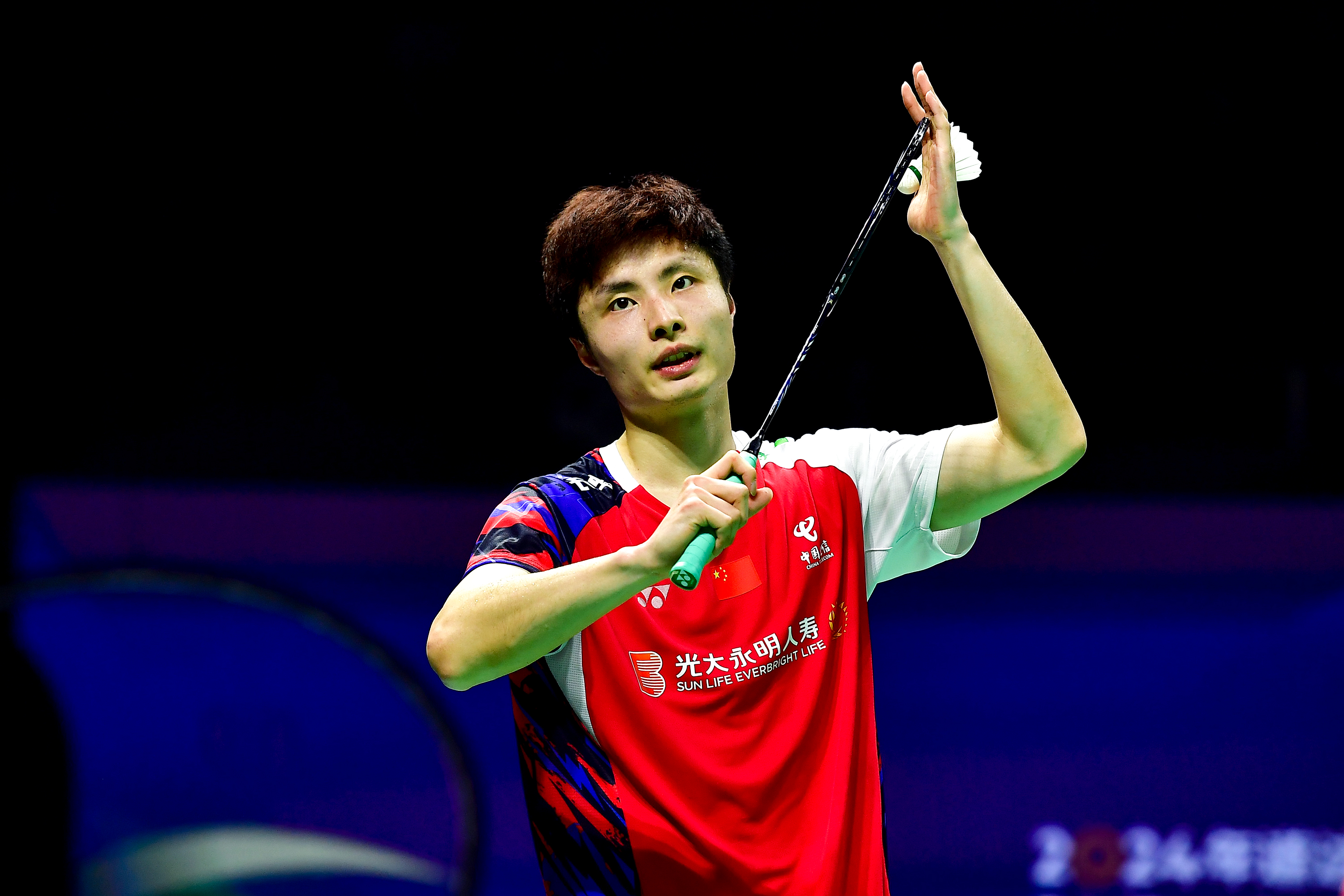 阿尔及利亚羽毛球选手勇夺金牌夺冠的简单介绍 阿尔及利亚羽毛球选手勇夺金牌夺冠的简单介绍