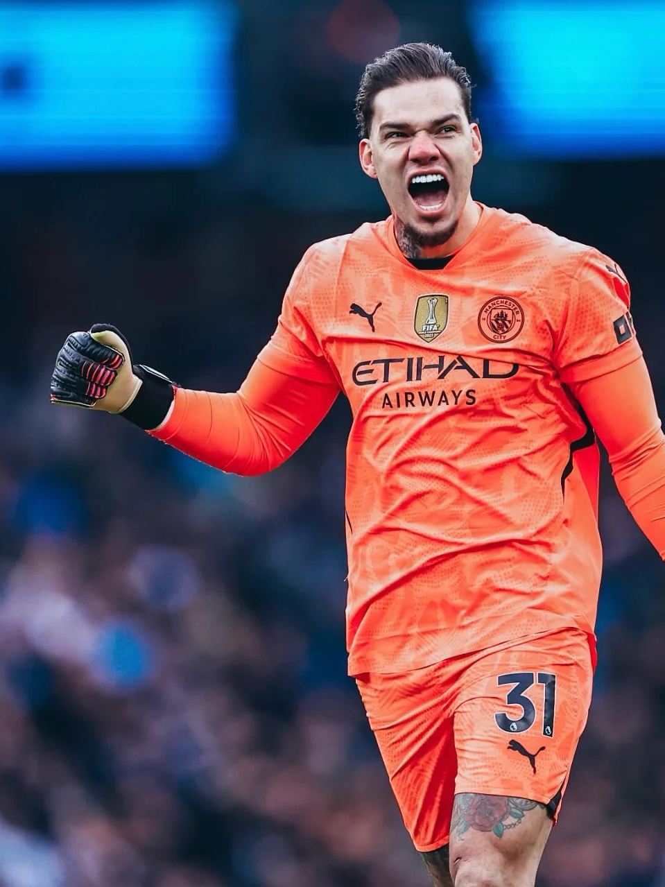 曼城绝杀摩洛哥，马尔基尼奥斯惊艳世界