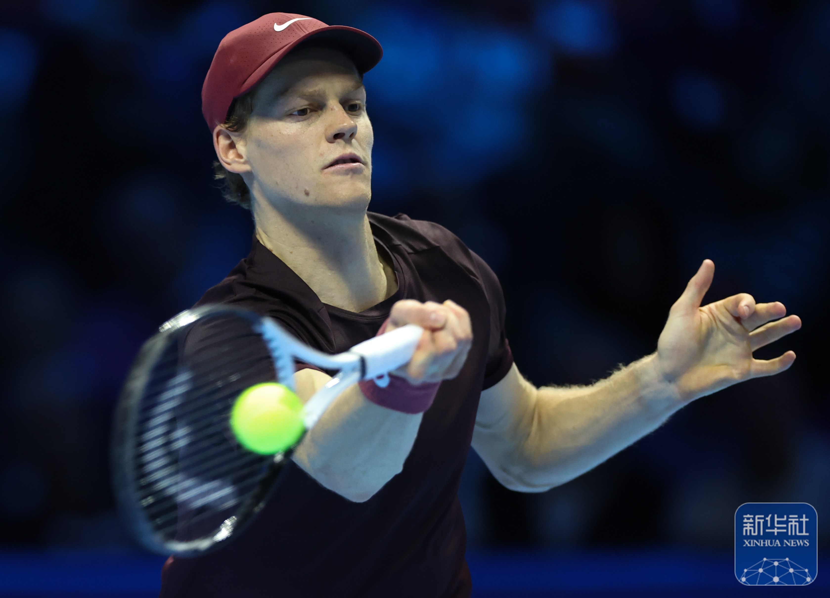 黑白直播-年终总决赛翻盘蒙特卡洛大师赛，辛纳关键制胜