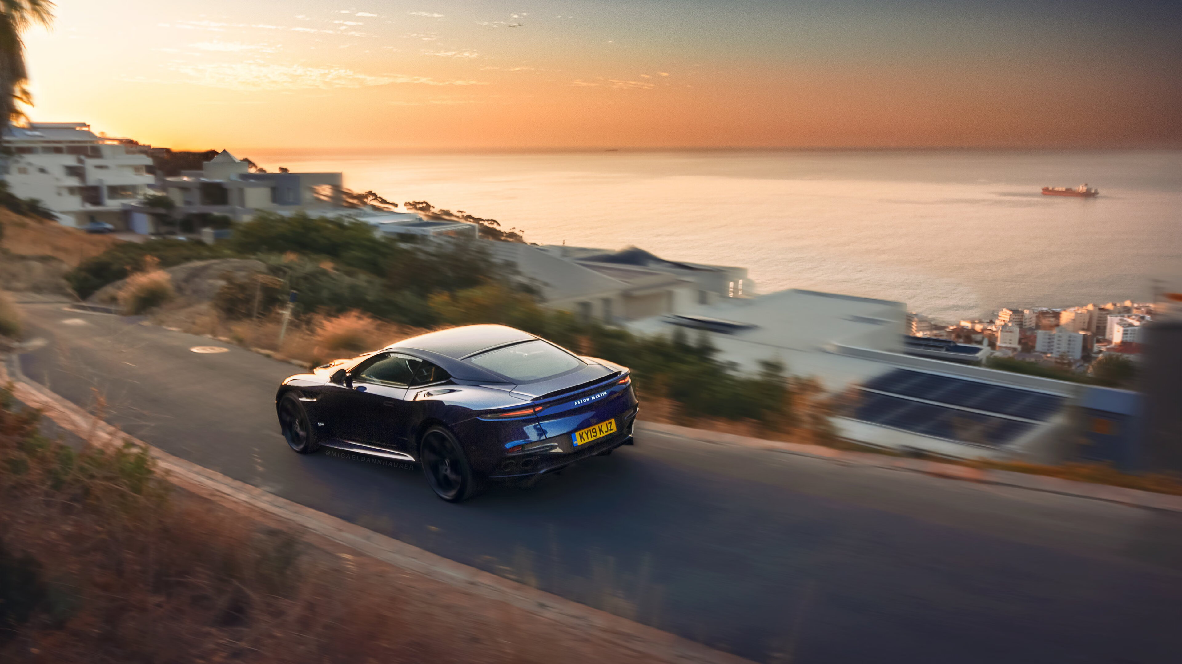 黑白直播-东契奇持续制造杀伤，广东队强行终结爵士，篮球战术的巅峰对决