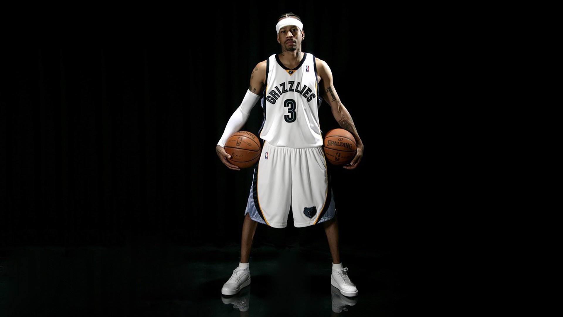 黑白直播-火箭横扫马刺强势晋级，福克斯东决关键战接管比赛谱写传奇