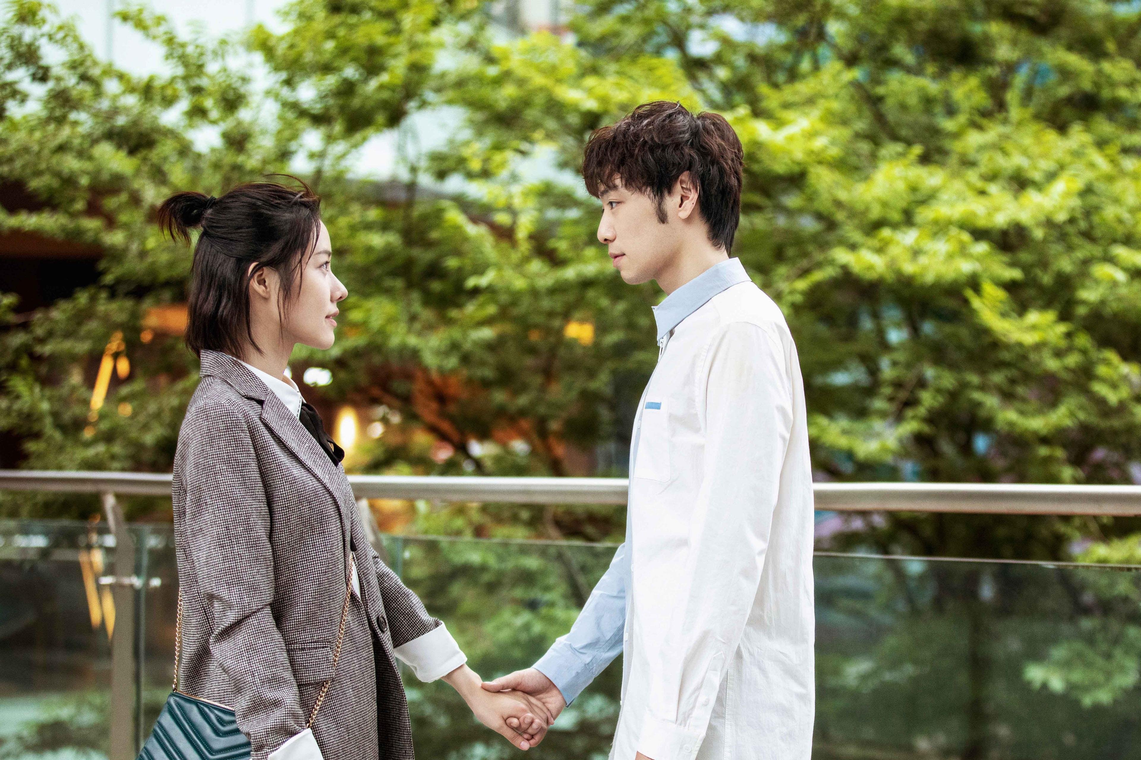 跨界奇迹，伊朗足球逆转芬兰与金玟哉的F1争冠接管风暴