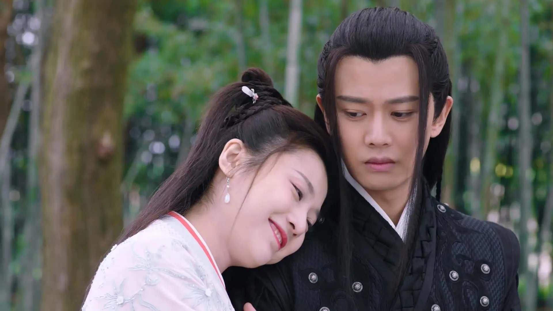 贝林厄姆，绿茵场的稳定器，巴西波兰之战见证中场新秩序