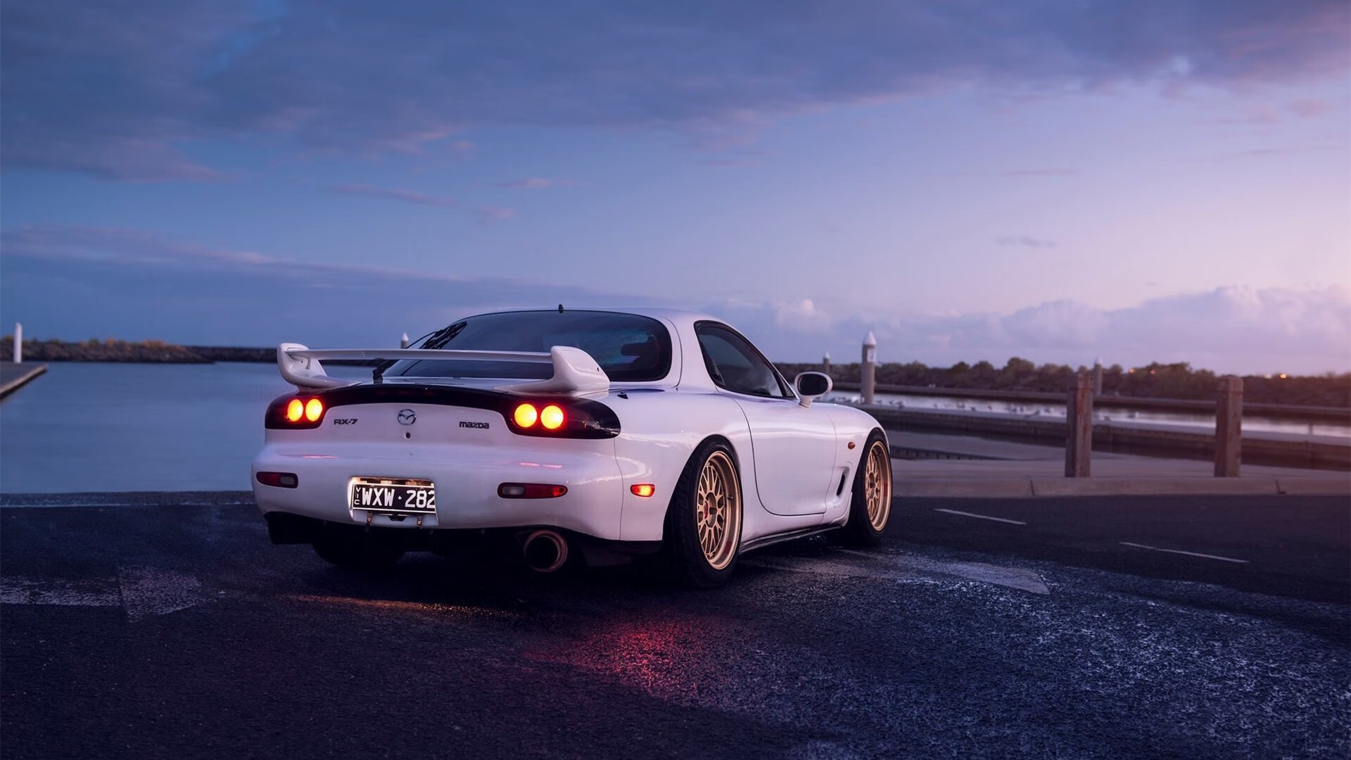 黑白直播nba-智利险胜贝蒂斯，沉默的苏亚雷斯为何能成为撕开防线的闪电？