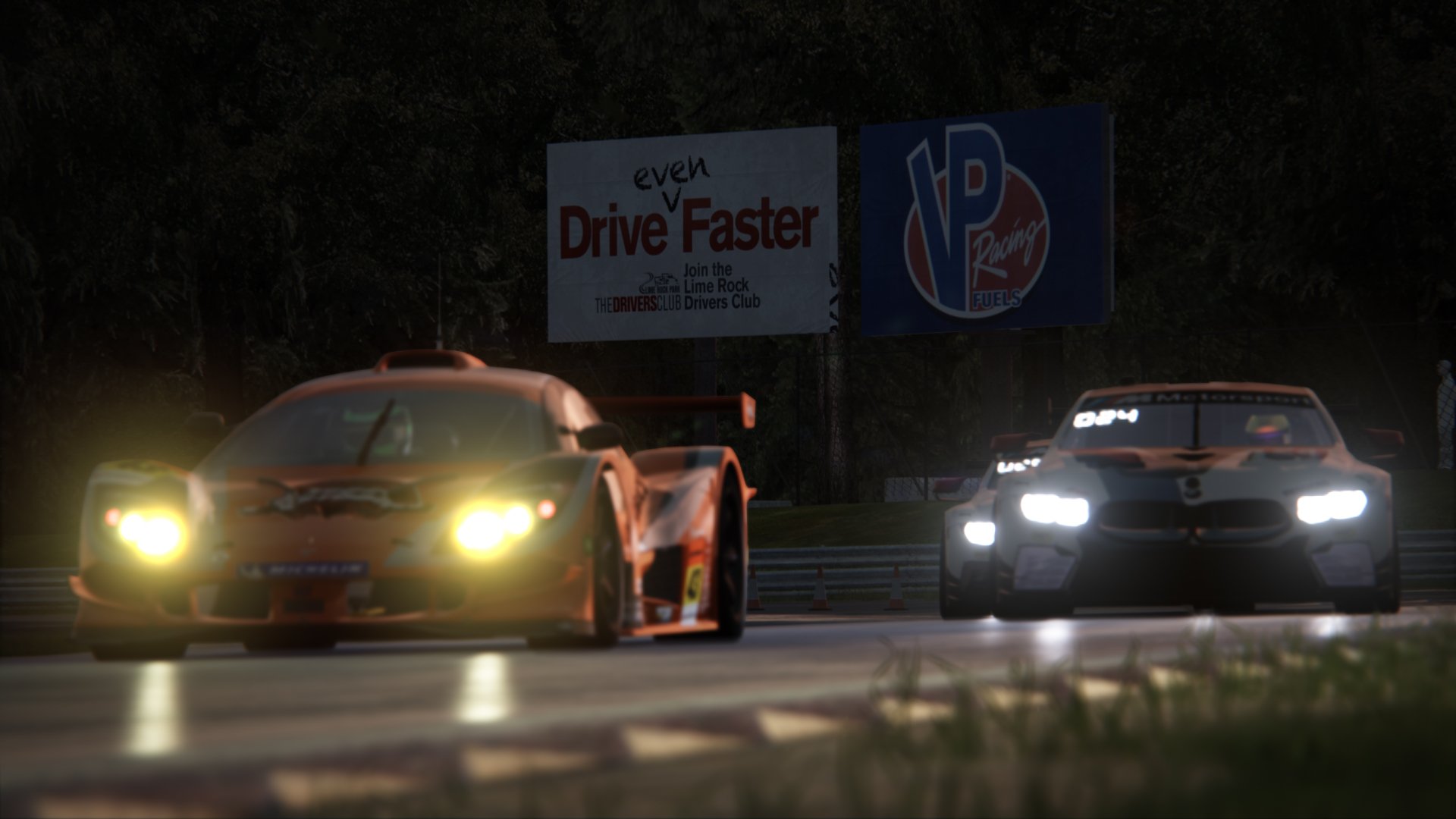 交错之光，当F1新战幕升起时，迪巴拉在绿茵场完成加冕