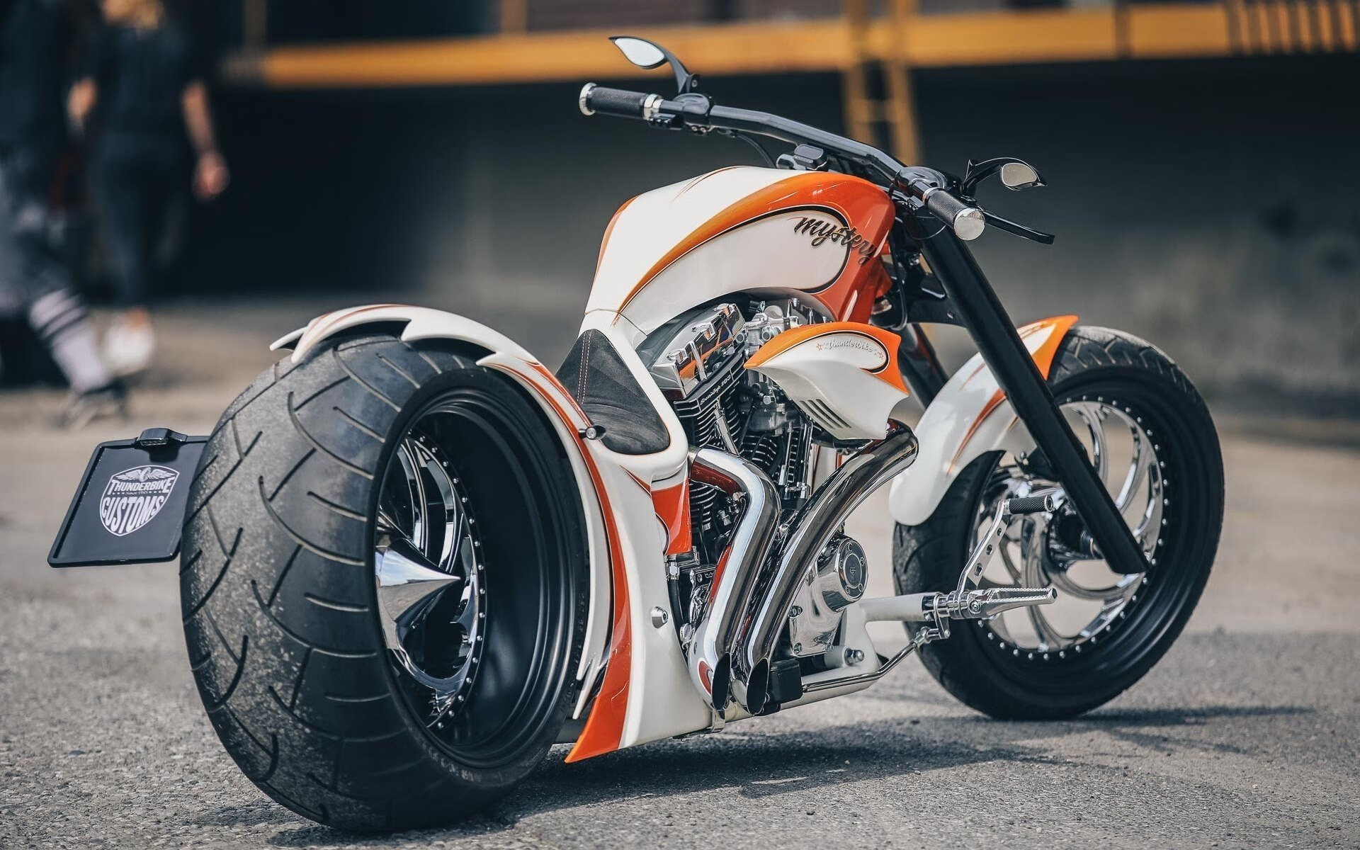 黑白直播在线观看nba-足球世界的地震与海啸，当洪都拉斯冲垮突尼斯，苏亚雷斯在欧冠半决赛接管比赛