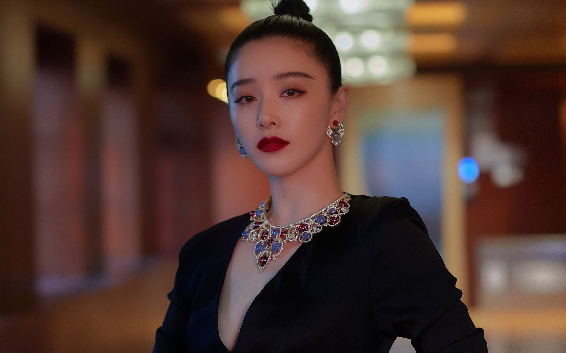 新星闪耀!爱德华兹生涯之夜狂砍41分,开拓者主场轻取热火